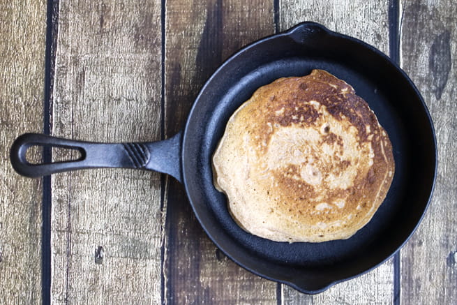 Grain-free pancakes with maple & cinnamon