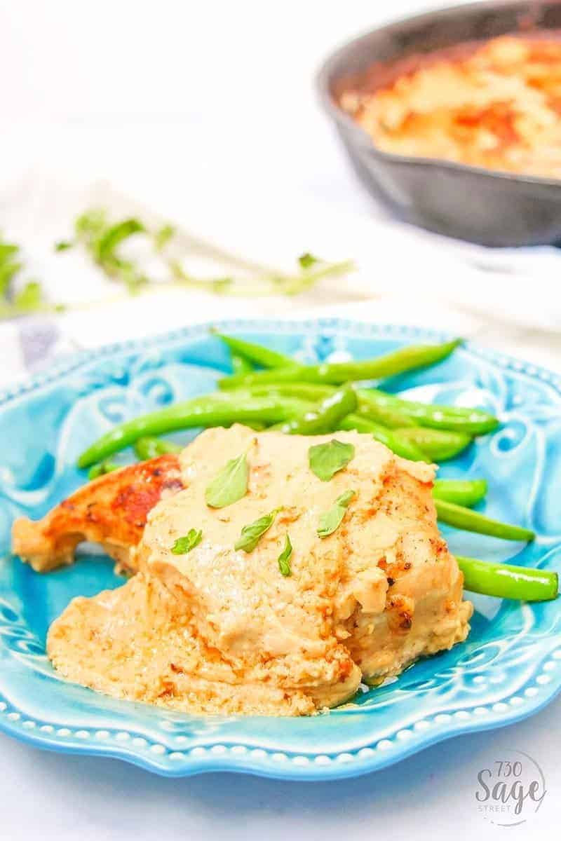 This rich and tart low carb creamy lemon chicken recipe is made in one skillet and is a delicious weekday keto dinner for busy schedules.