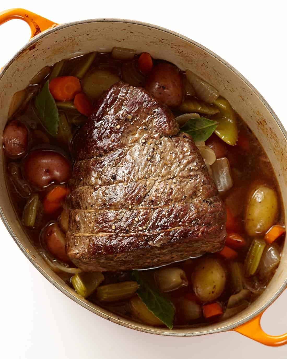 Classic pot roast with veggies - 12 Beef Roast Recipes with Carb Counts for Low Carb Diets The Best Classic Pot Roast With Vegetables