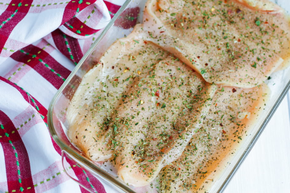 Low Carb Pepperoni Pizza Chicken Casserole 2 Layer the chicken