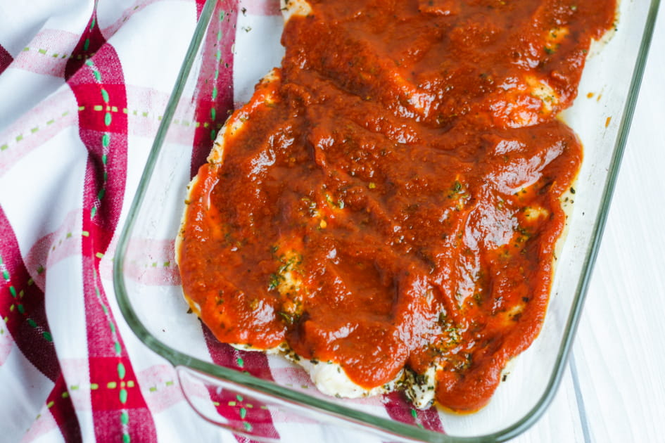 Low Carb Pepperoni Pizza Chicken Casserole 3 Spread the pizza sauce