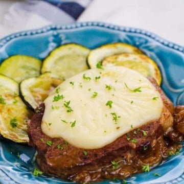 Round steak smothered in onion gravy.