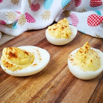 Deviled eggs feature