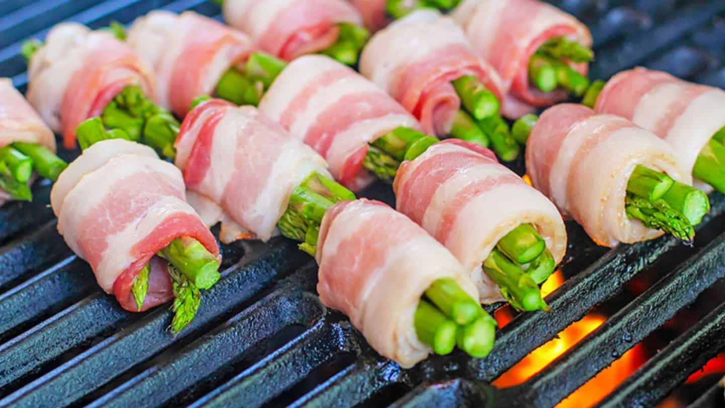 Bacon Wrapped Asparagus grilled