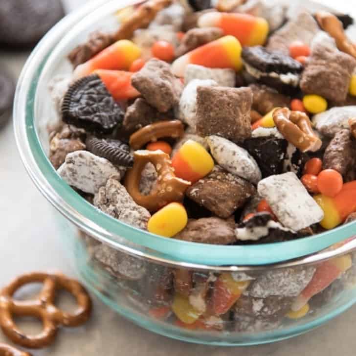 halloween chex mix muddy buddies