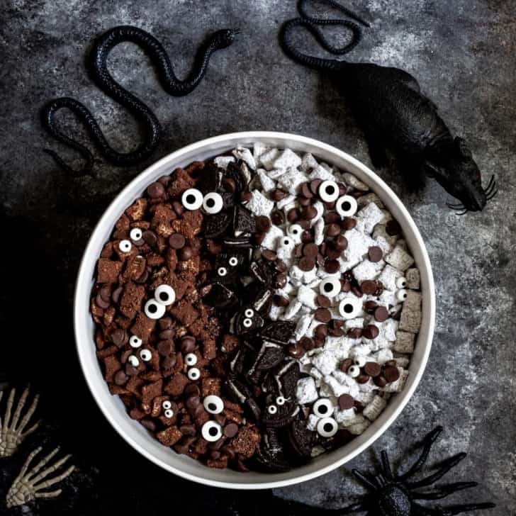 spooky halloween muddy buddies