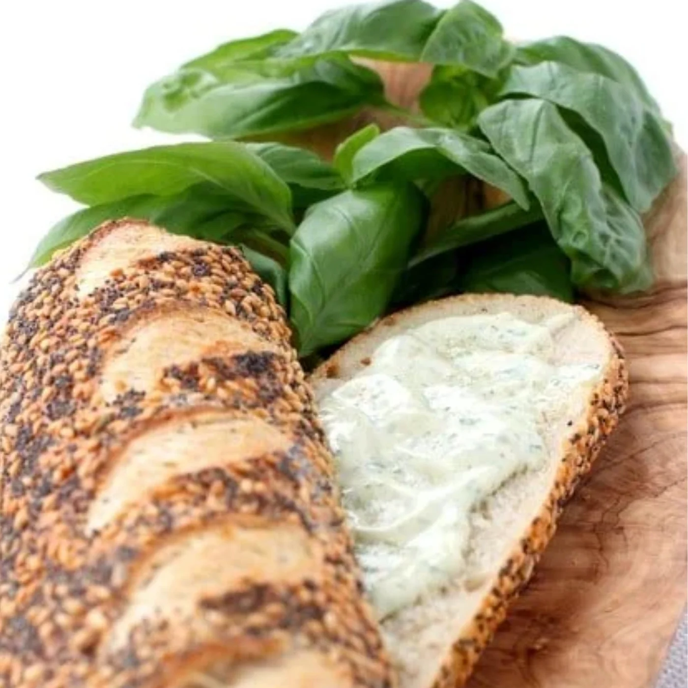 Basil Garlic Mayonnaise on bread baggete