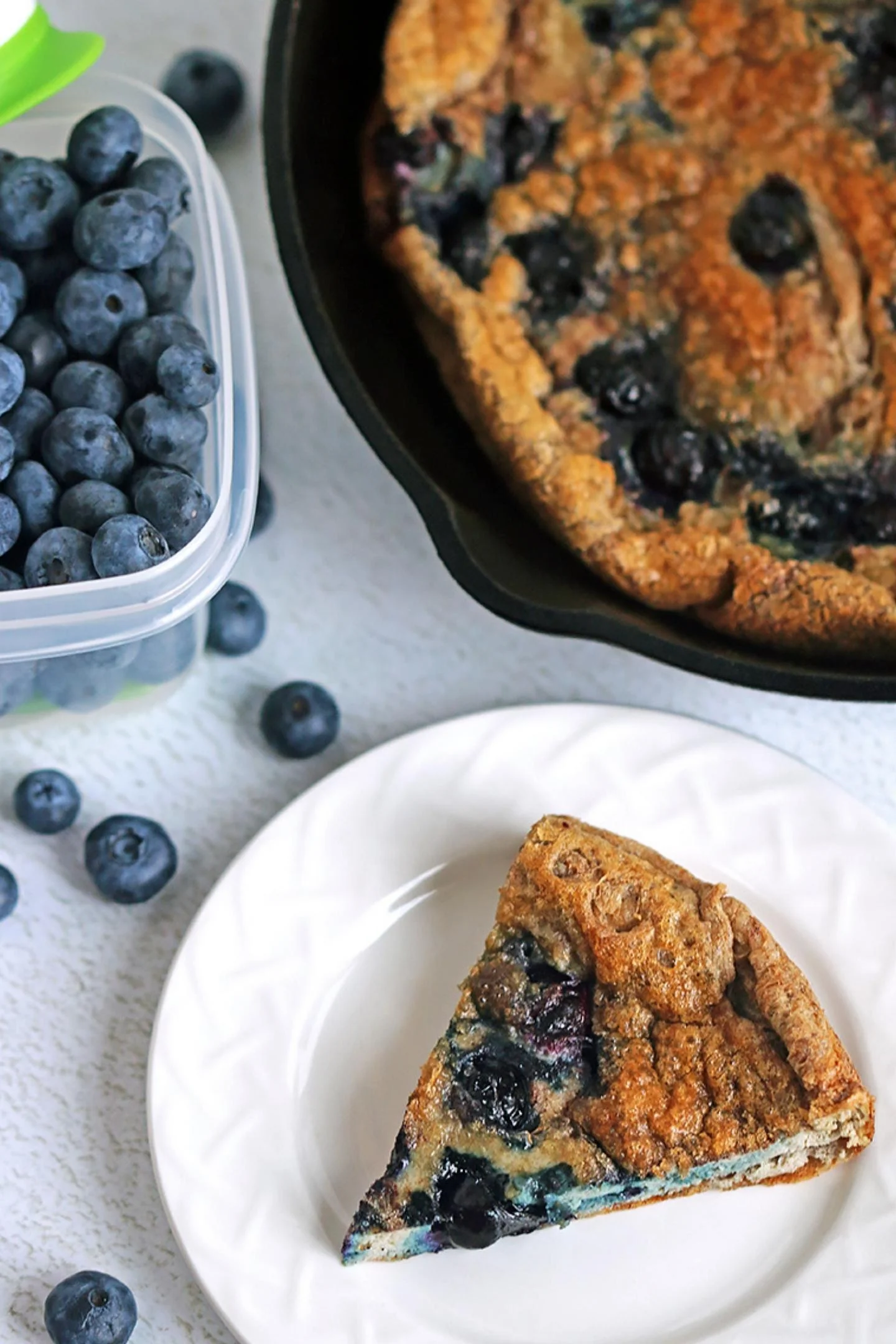 blueberry strata serve in a plate 