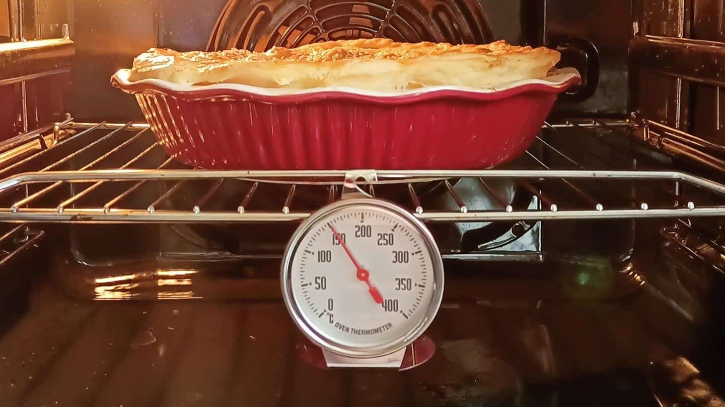 Dial oven thermometer