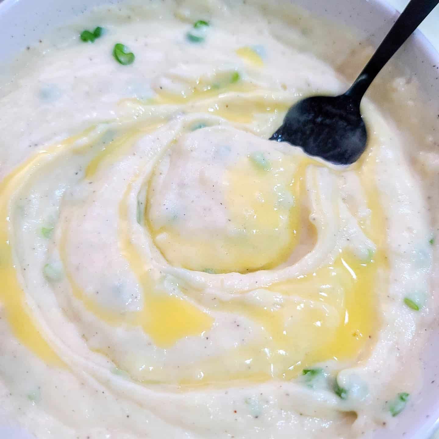 mashed potatoes top butter