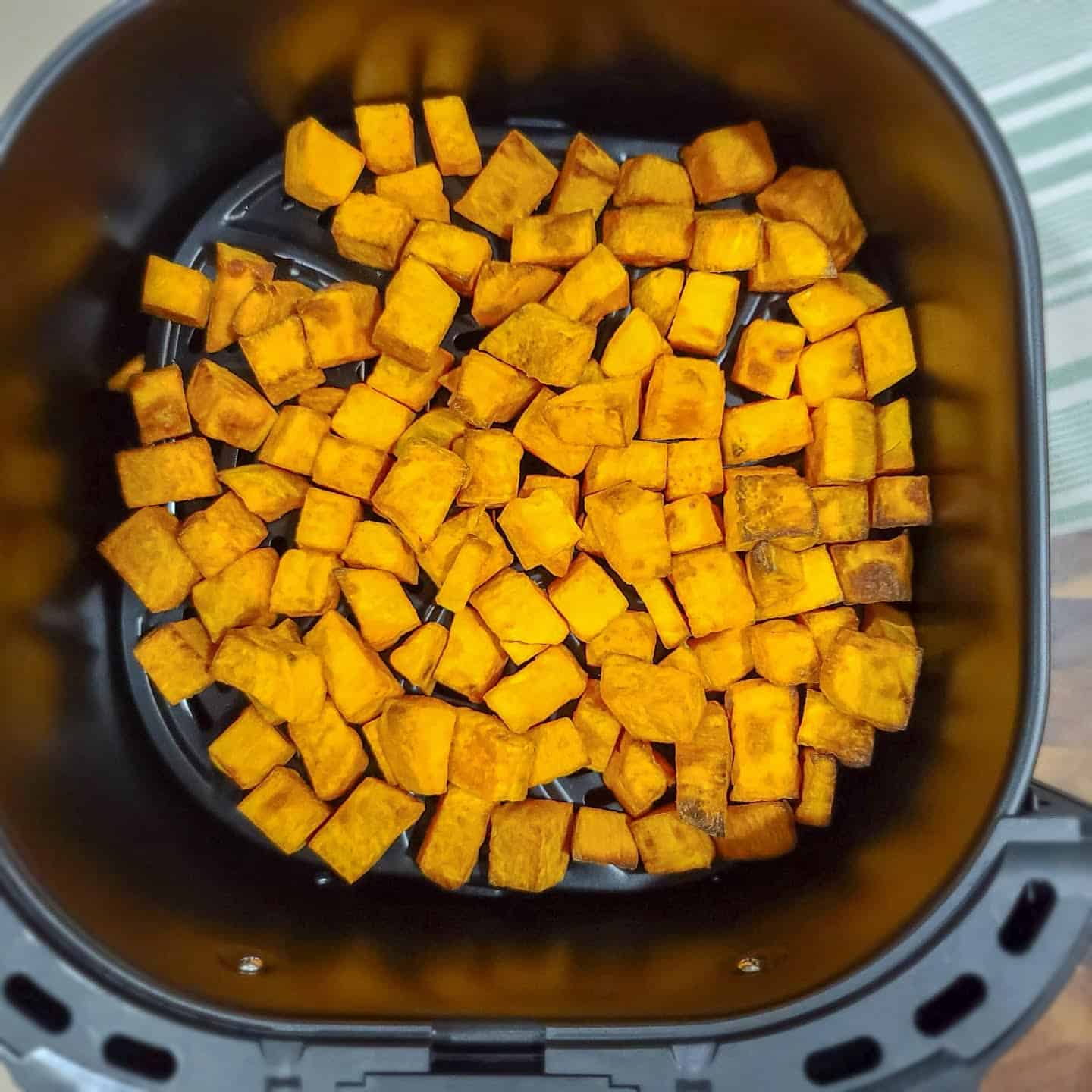 air fryer sweet potatoes 39