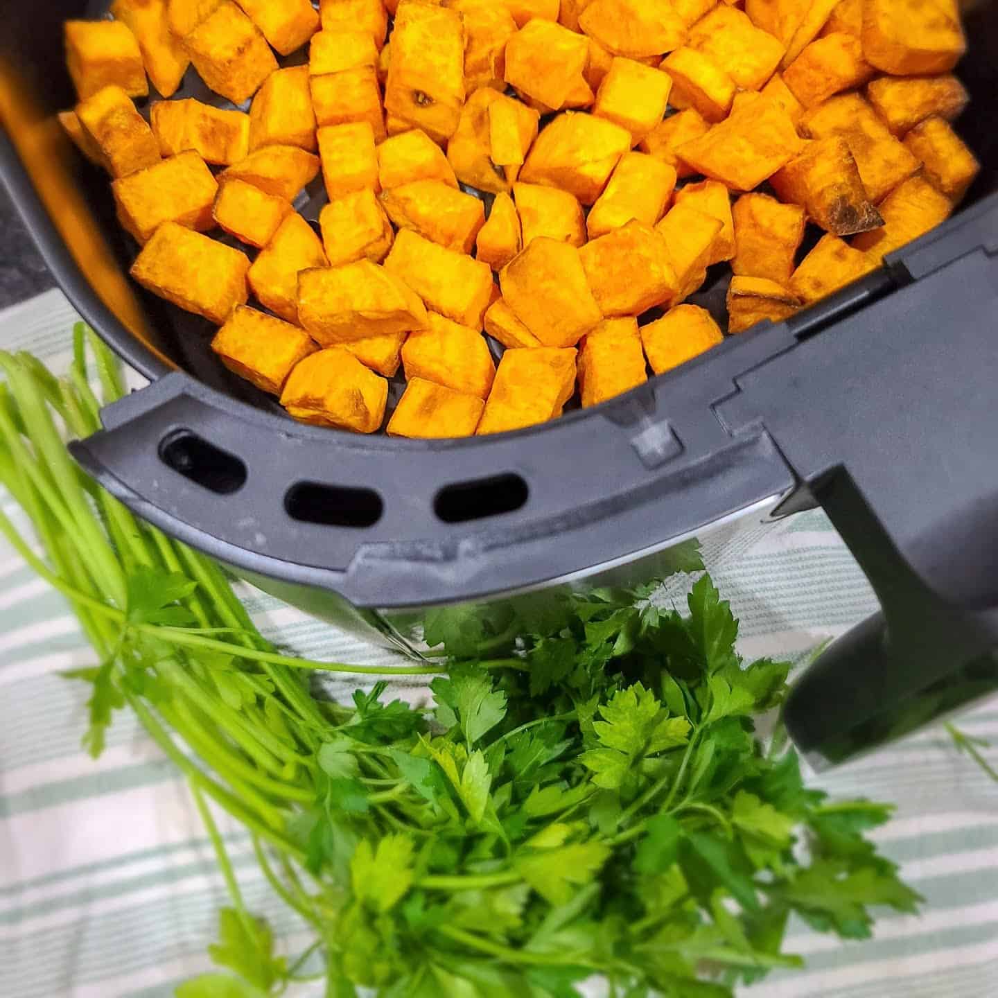 air fryer sweet potatoes 46