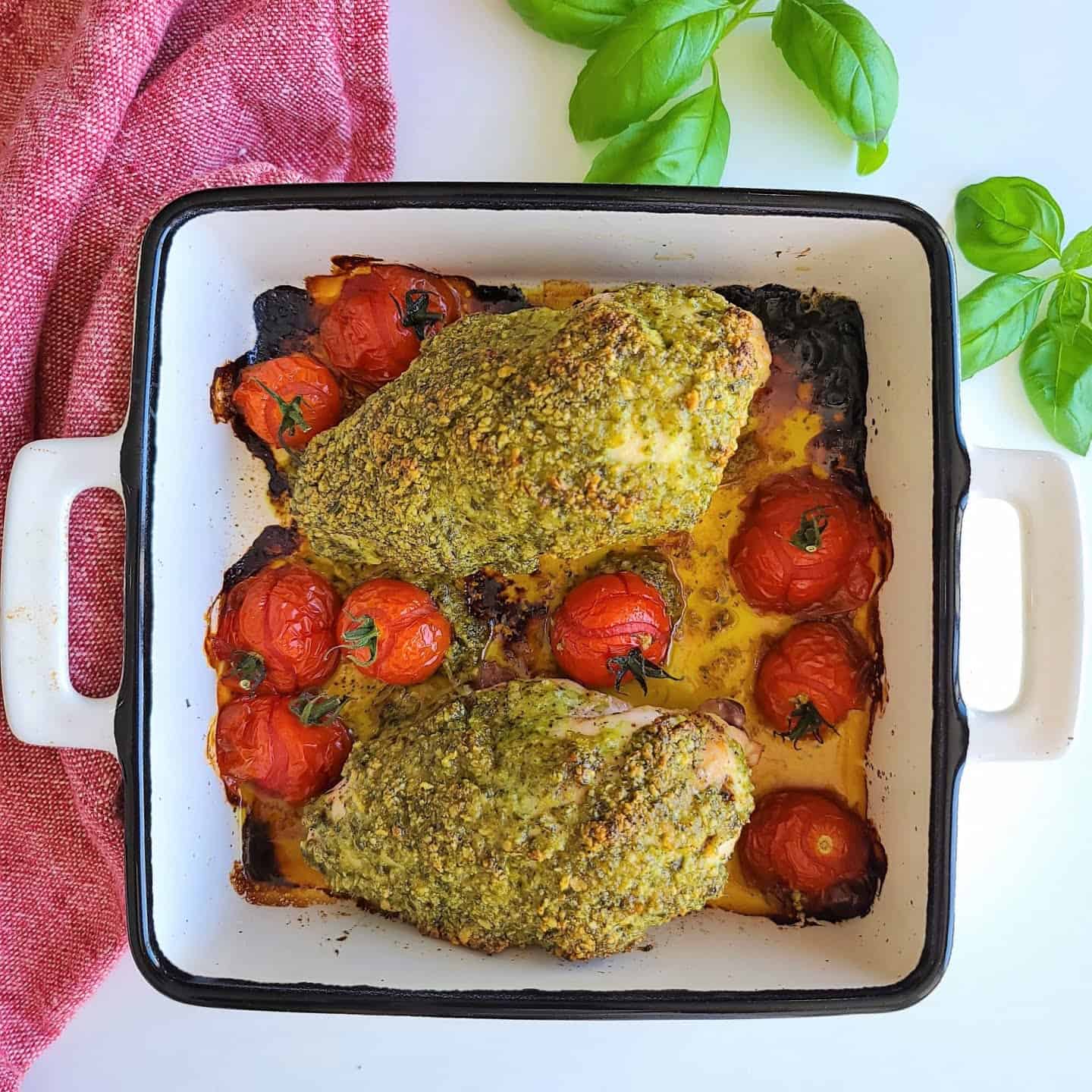 chicken pesto  with cherry tomatoes