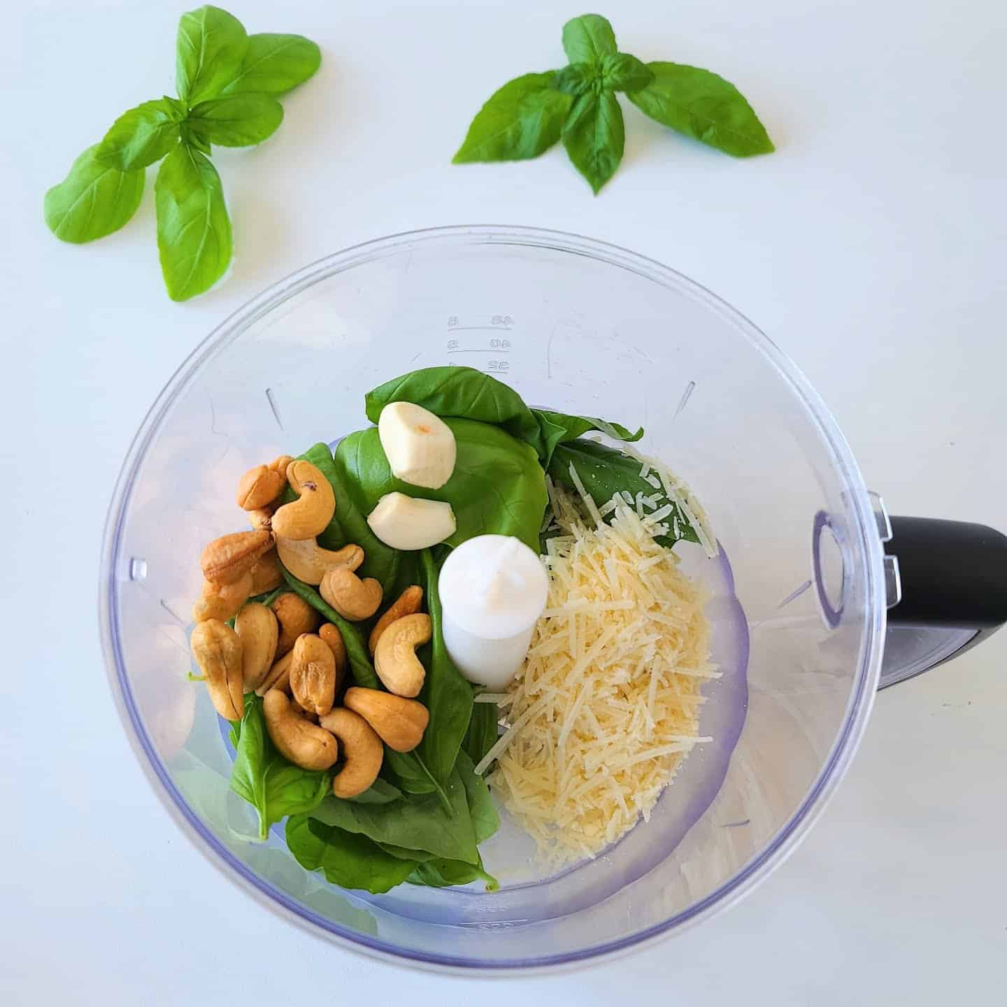 Fresh Basil Pesto with Cashews