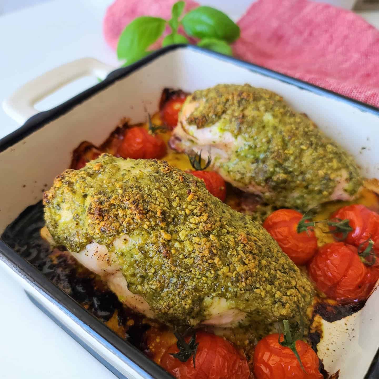 chicken pesto  with cherry tomatoes