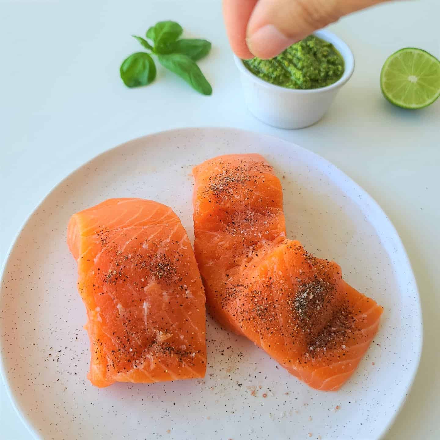 pesto salmon fillets