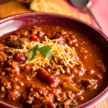 bowl of chili cheap dinner