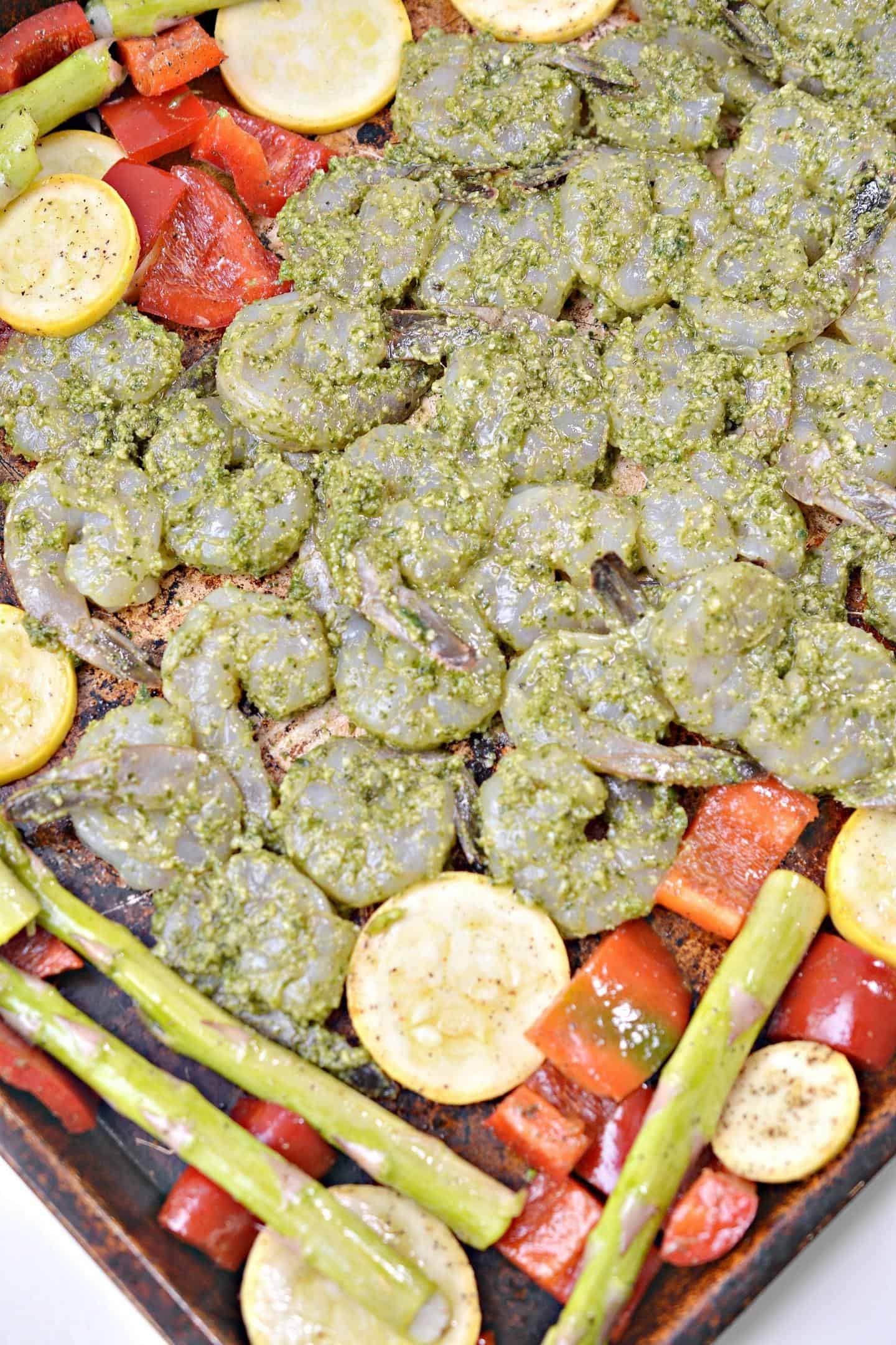 Pesto Shrimp in the Center of Sheet Pan