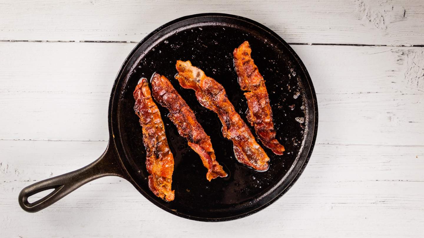 Cooking of Bacon until Crispy