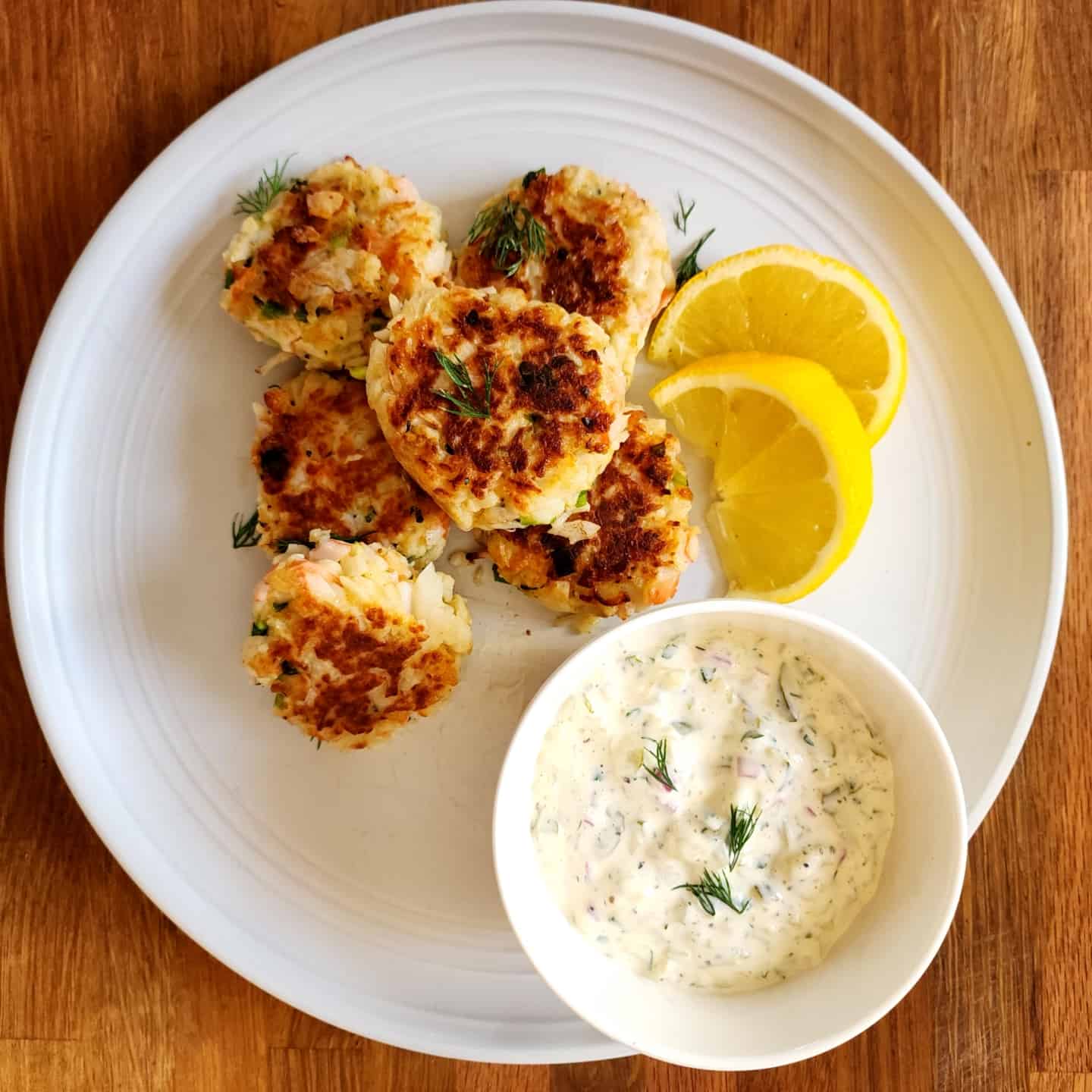 crab cakes in serving plate