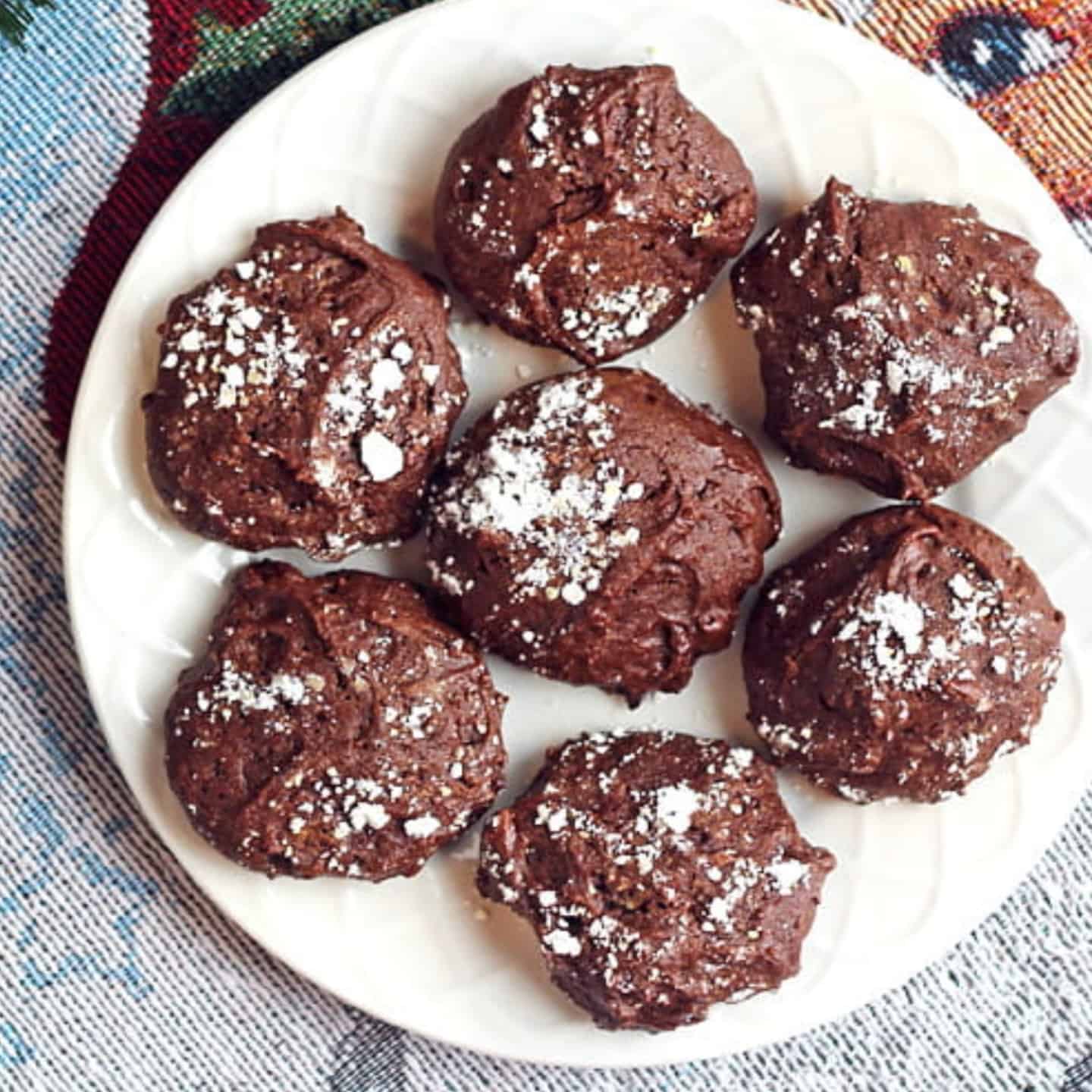 Chocolate Peppermint Cookies featured 1