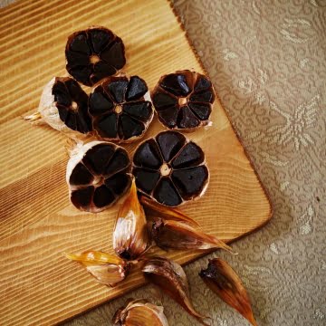 15 Recipes With Black Garlic
