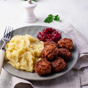 15 Recipes With Meatballs And Potatoes